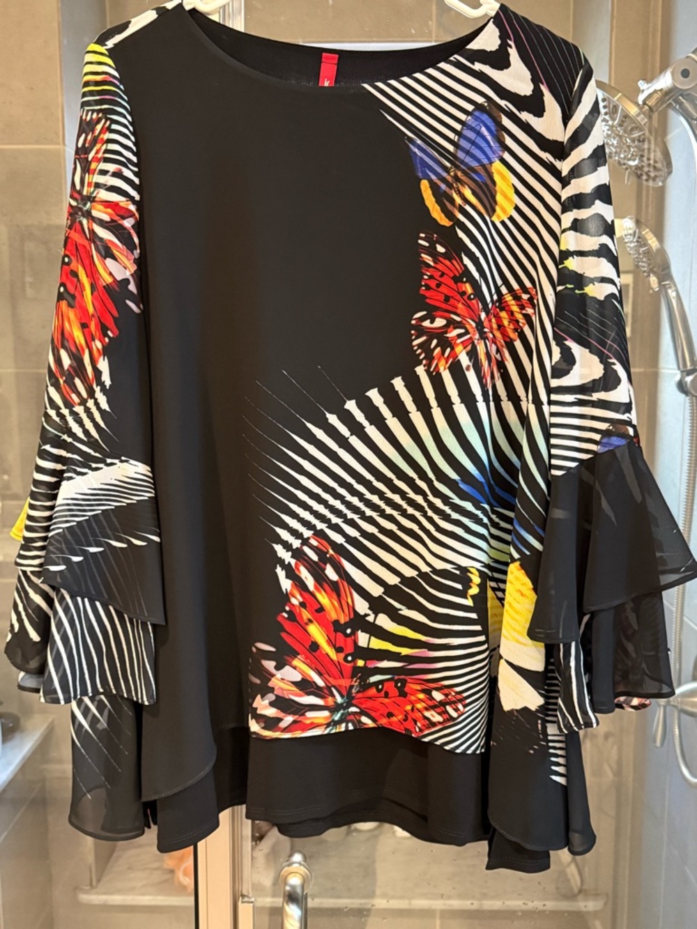 IC by Connie K Women's Black Butterfly Print Ruffle Sleeve Tunic